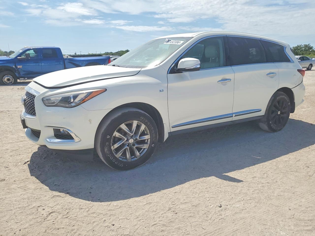 2017 INFINITI QX60 BASE