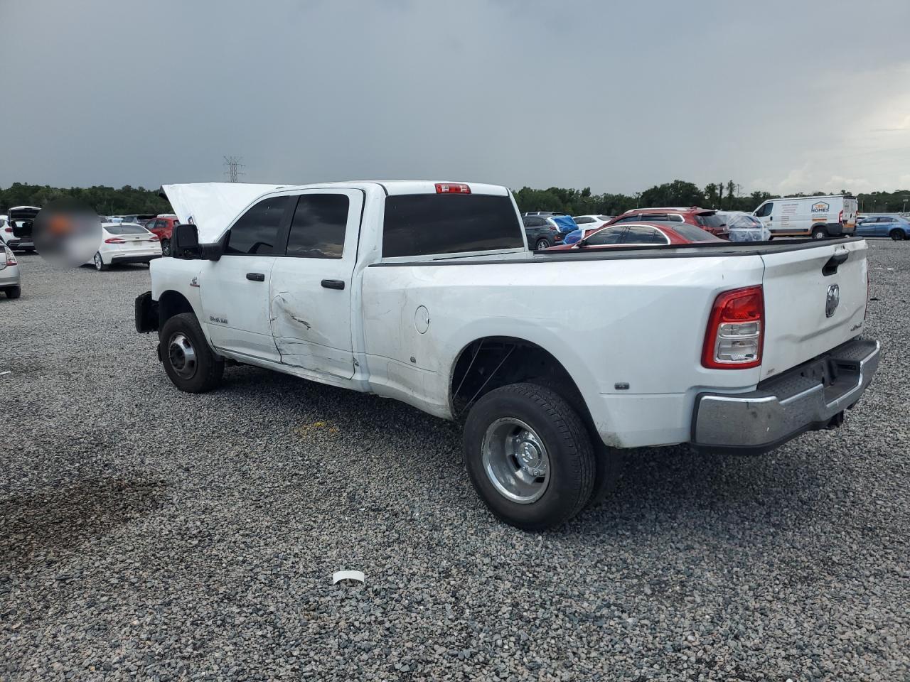 2024 RAM 3500 BIG HORN — снимка 2