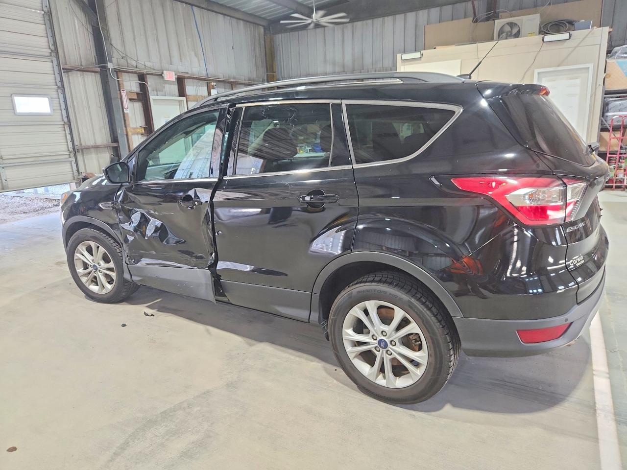 2017 FORD ESCAPE SE — снимка 2