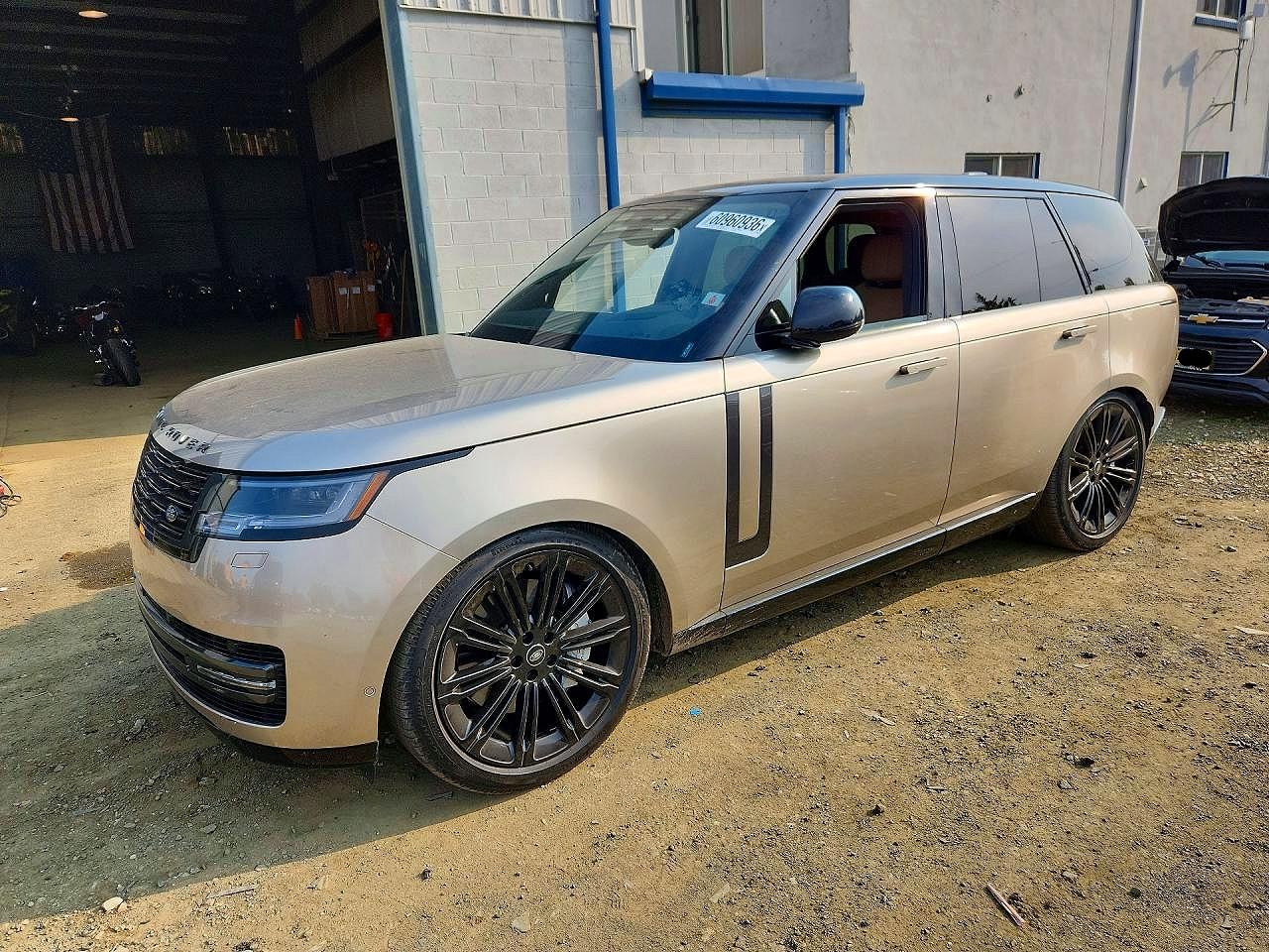 2025 LAND ROVER RANGE ROVER SE