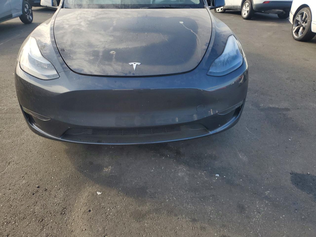 2025 TESLA MODEL Y — снимка 5