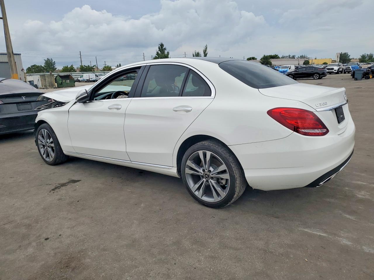 2018 MERCEDES-BENZ C 300 4MATIC — снимка 2