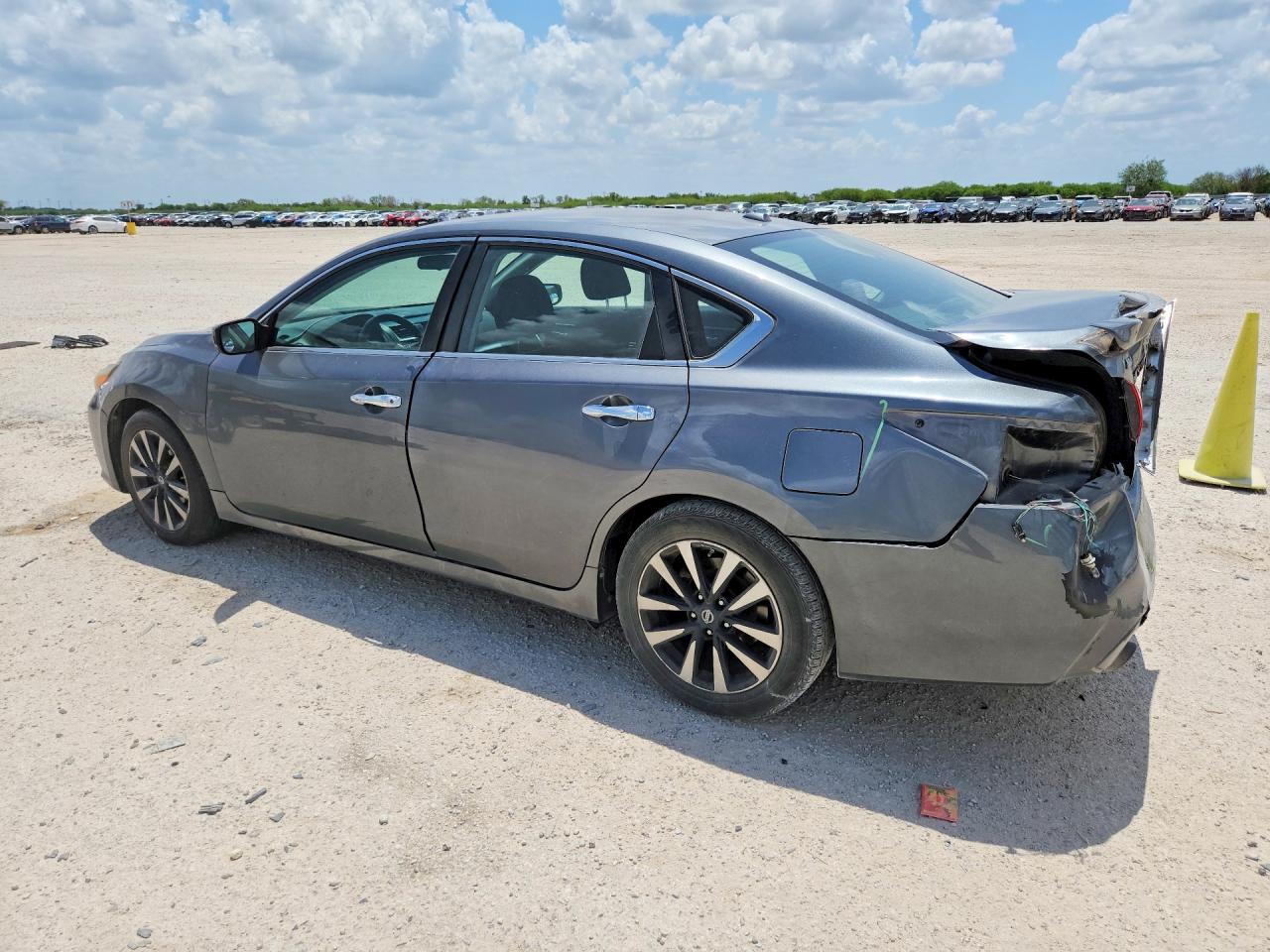 2018 NISSAN ALTIMA 2.5 SV — снимка 2