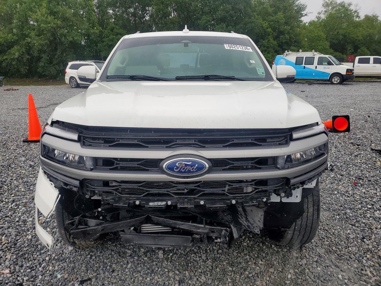 2024 FORD EXPEDITION XLT — снимка 5