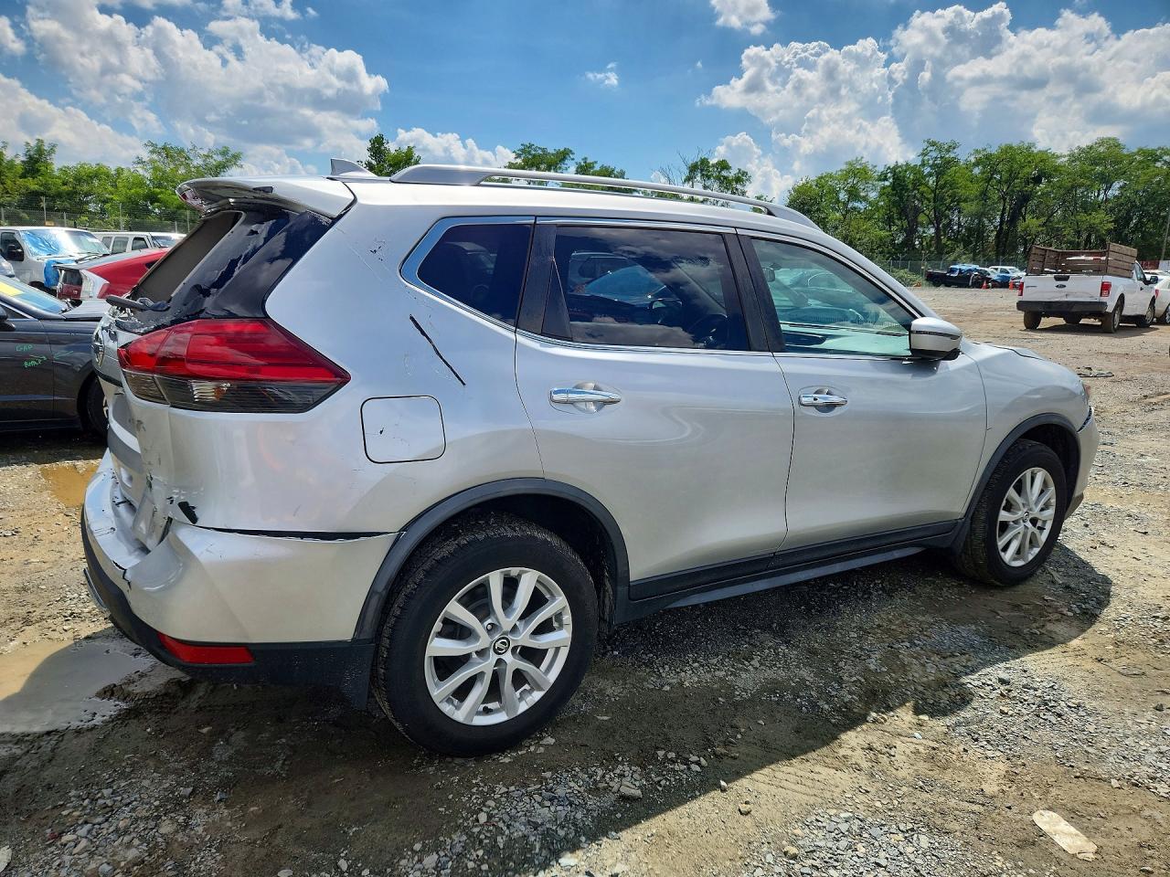 2017 NISSAN ROGUE SV — снимка 3