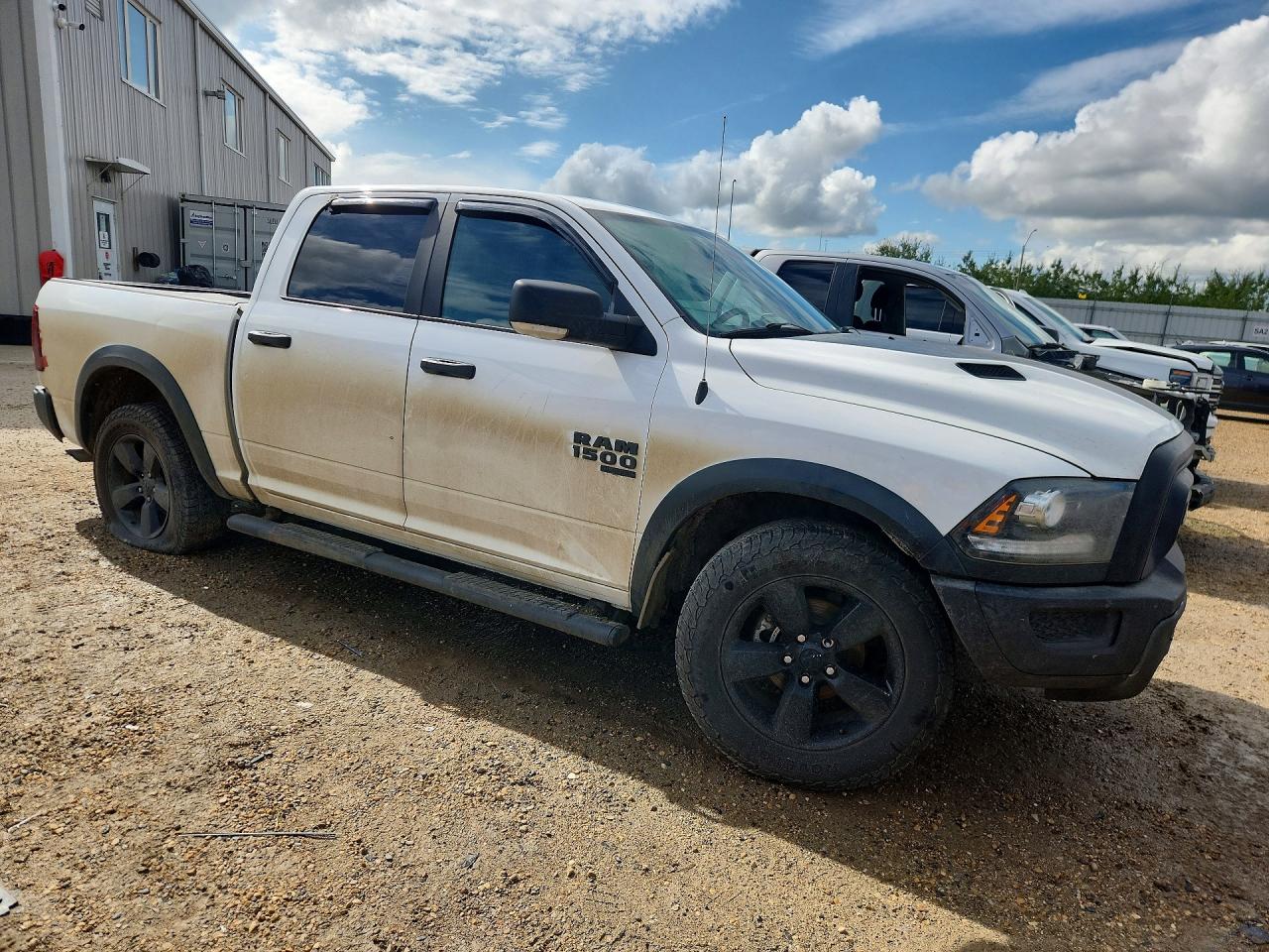 2021 RAM 1500 CLASSIC SLT — снимка 4