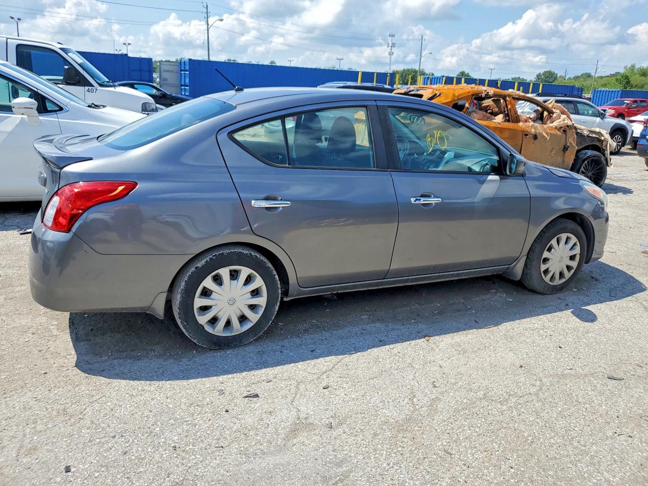 2017 NISSAN VERSA 1.6 SV — снимка 3