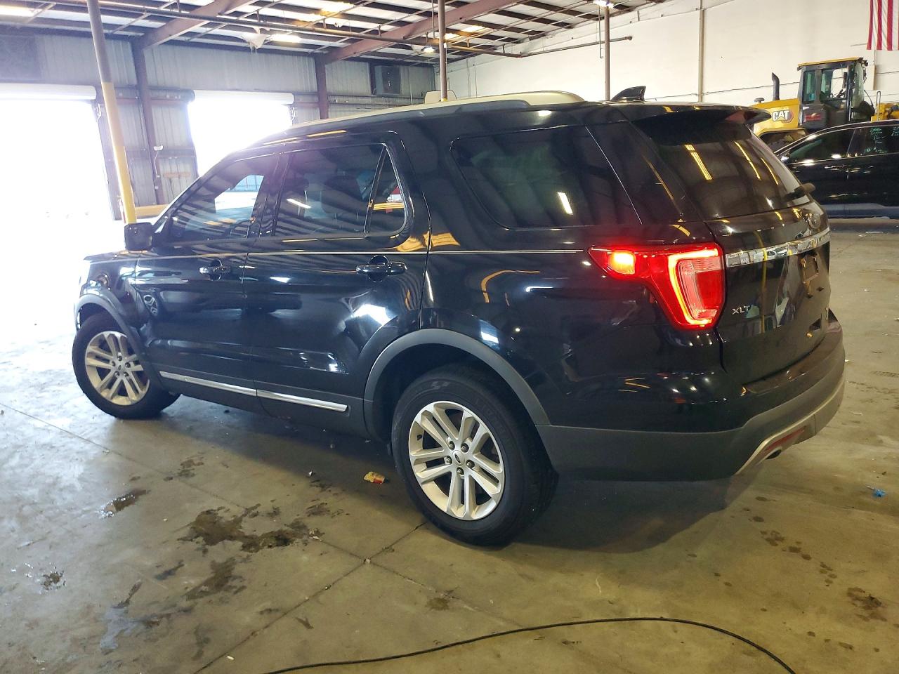 2016 FORD EXPLORER XLT — снимка 2
