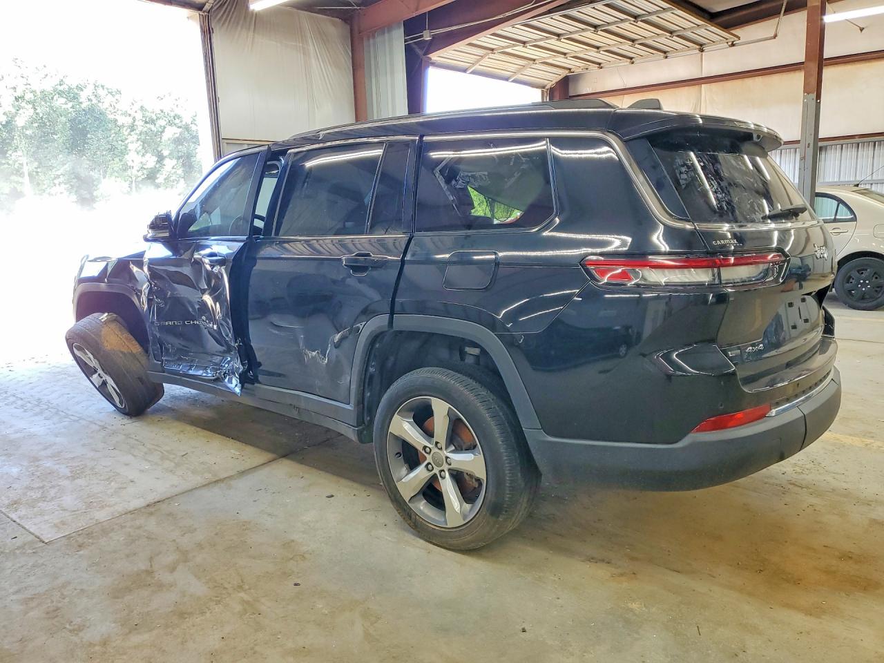 2021 JEEP GRAND CHEROKEE L LIMITED — снимка 2