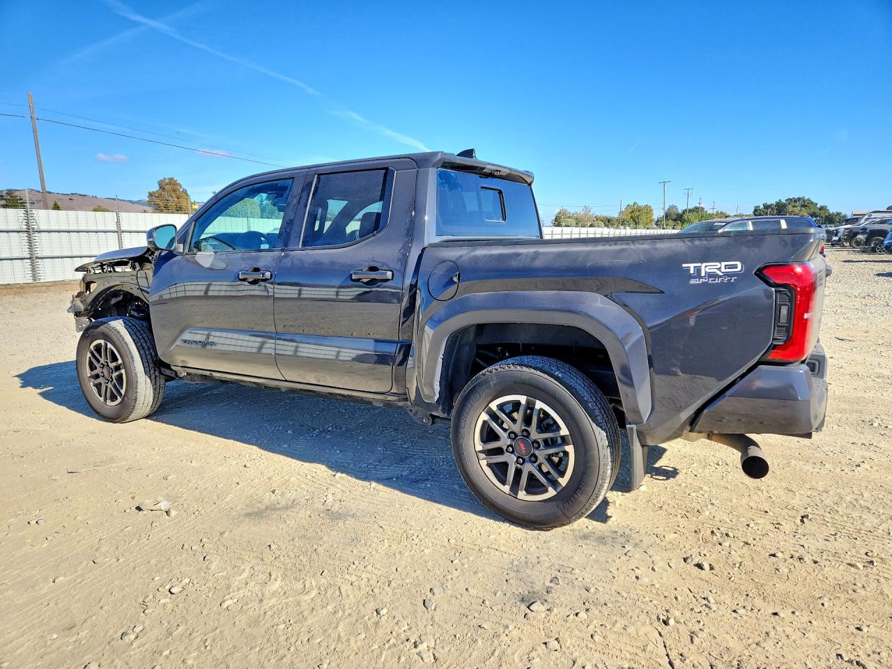 2024 TOYOTA TACOMA TRD SPORT — снимка 2