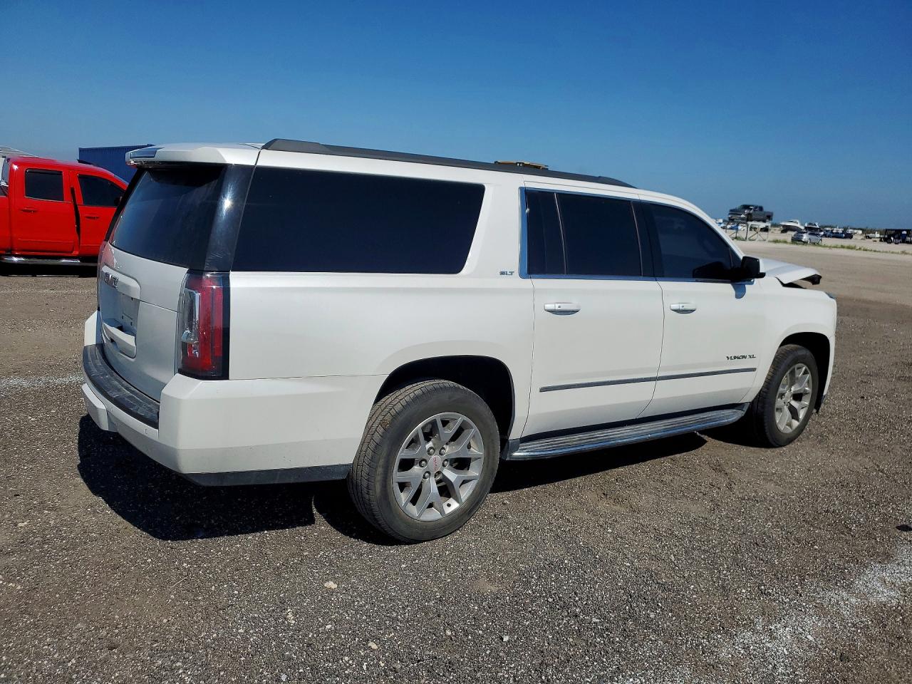 2018 GMC YUKON XL K1500 SLT — снимка 3