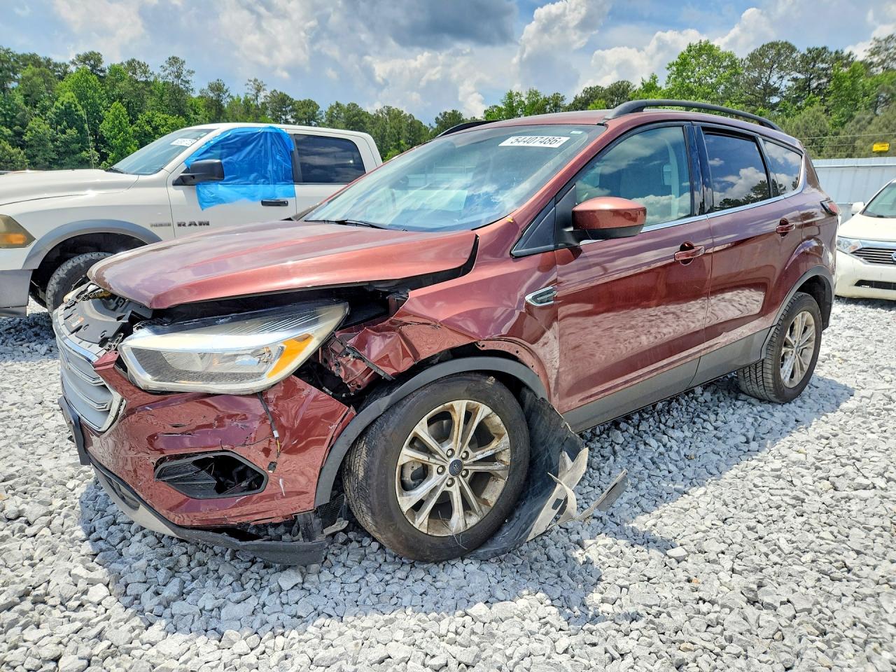 2018 FORD ESCAPE SE