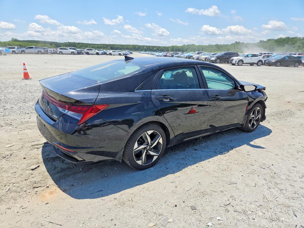 2023 HYUNDAI ELANTRA LIMITED — снимка 3