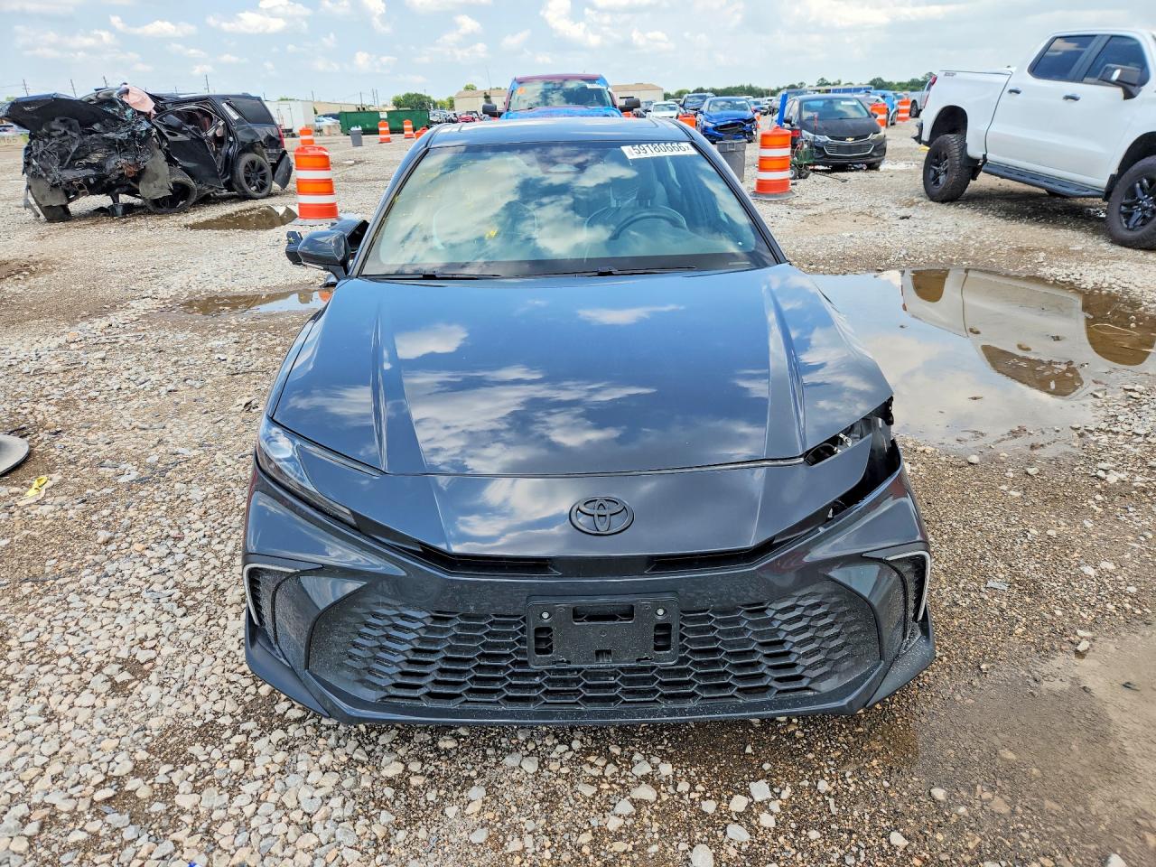 2025 TOYOTA CAMRY SE — снимка 5