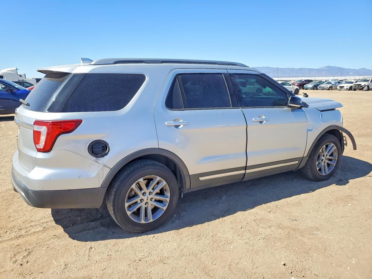 2016 FORD EXPLORER XLT — снимка 3