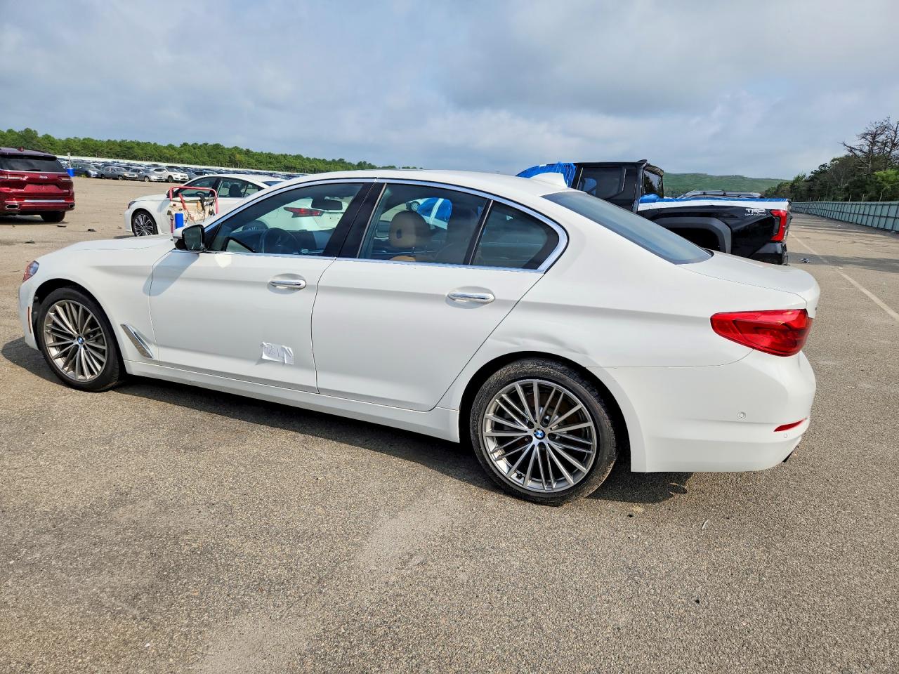 2017 BMW 530 XI — снимка 2