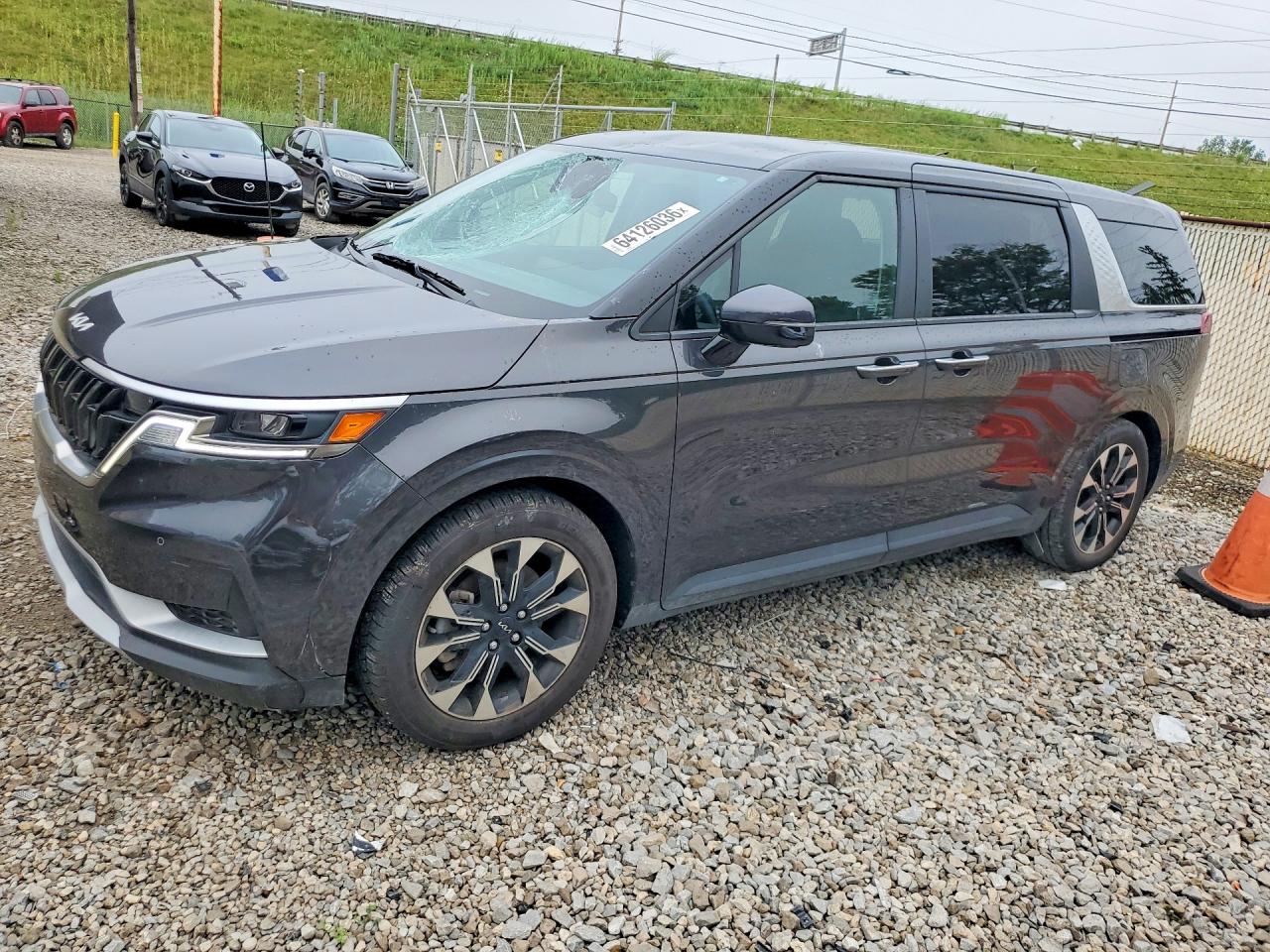 2024 KIA CARNIVAL EX