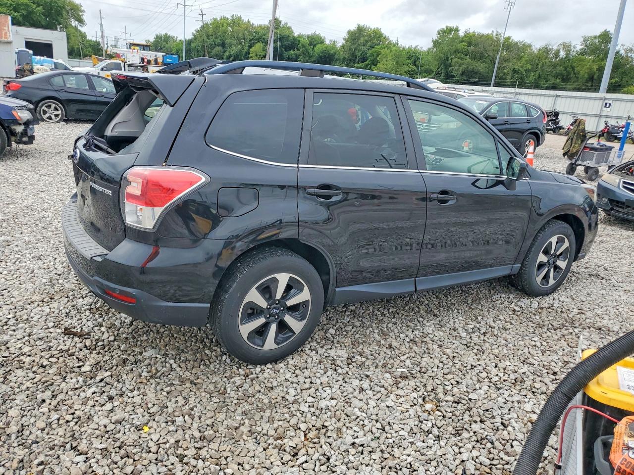 2018 SUBARU FORESTER 2.5I LIMITED — снимка 3