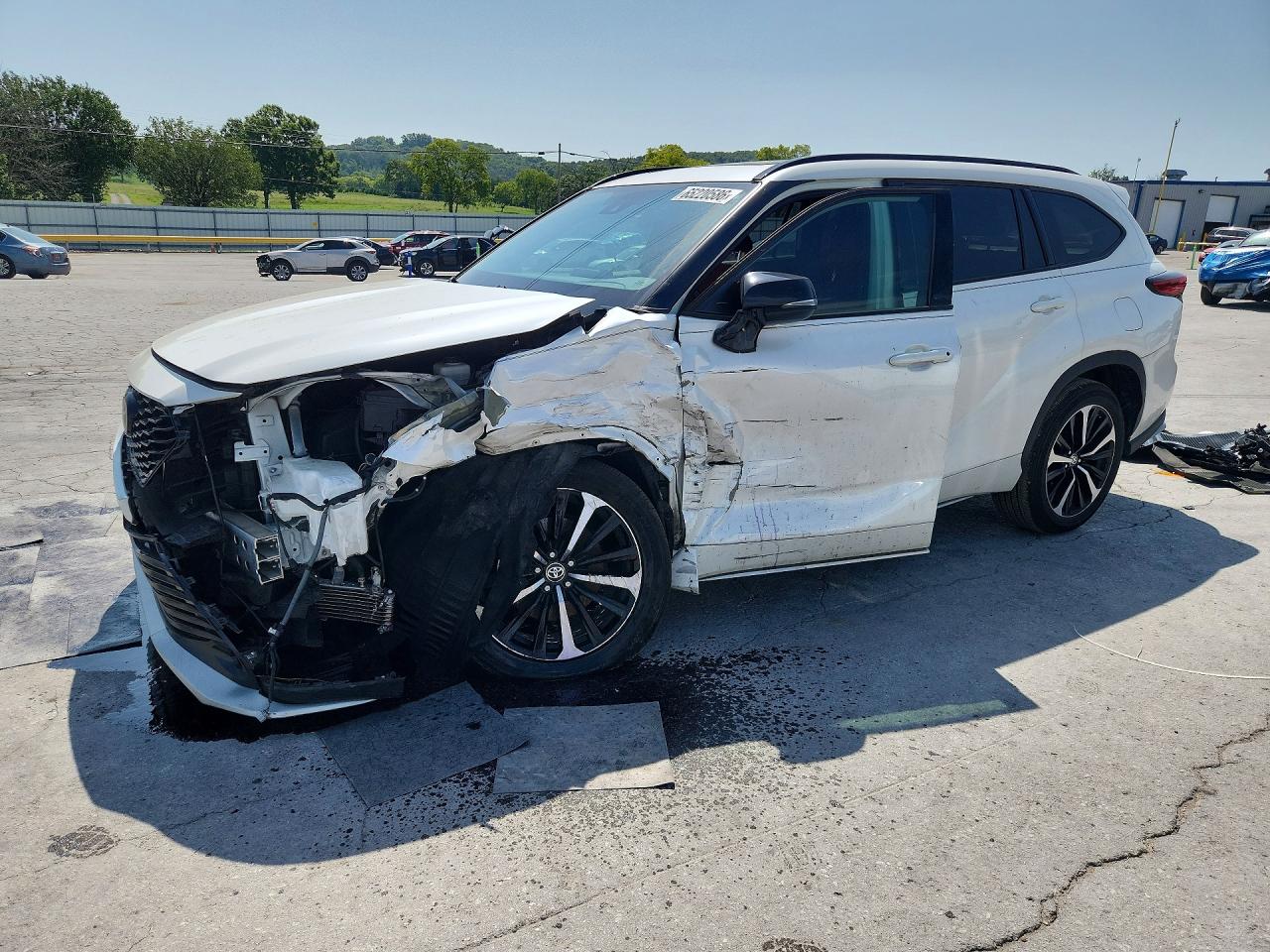 2021 TOYOTA HIGHLANDER XSE