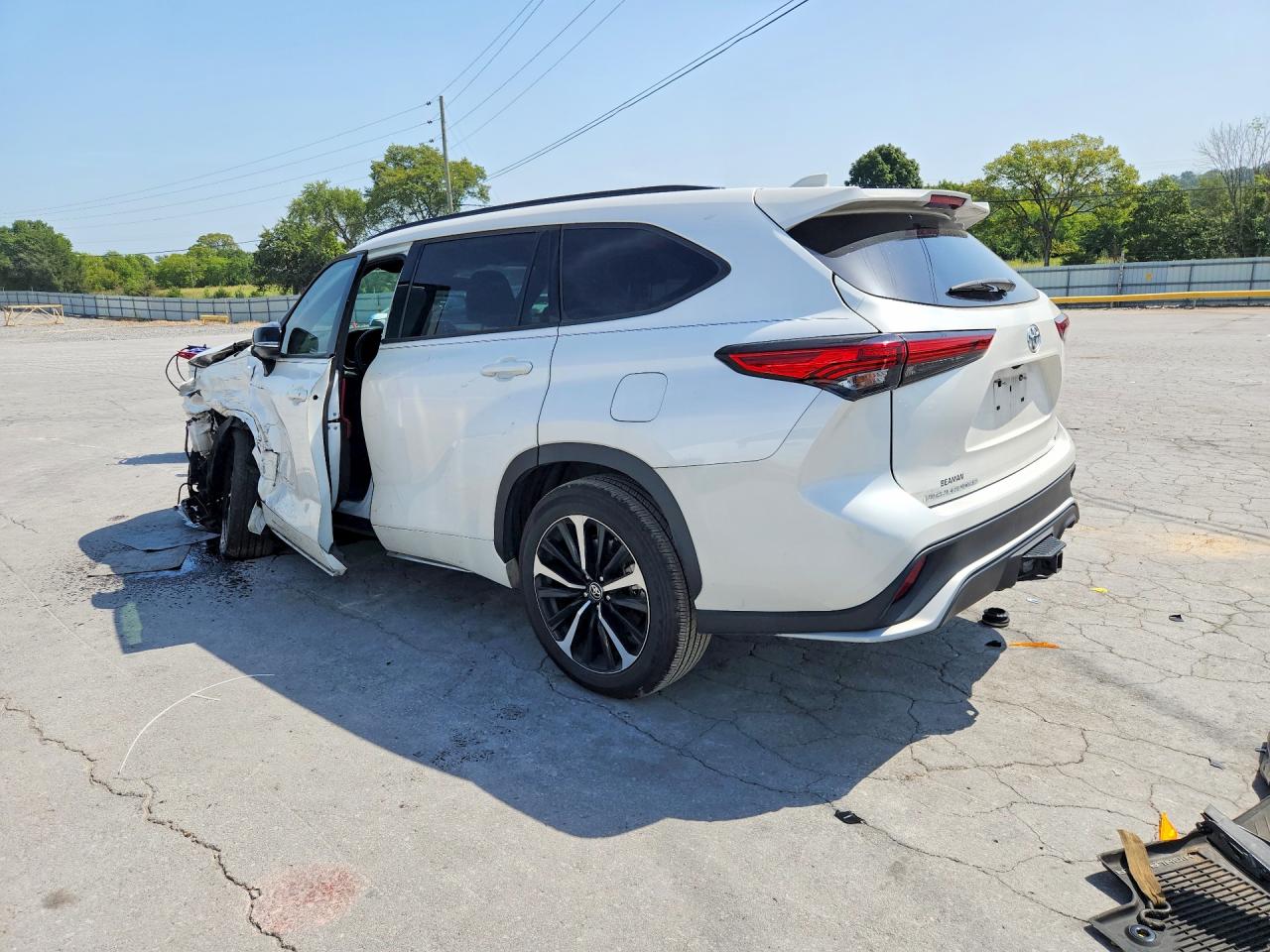 2021 TOYOTA HIGHLANDER XSE — снимка 2