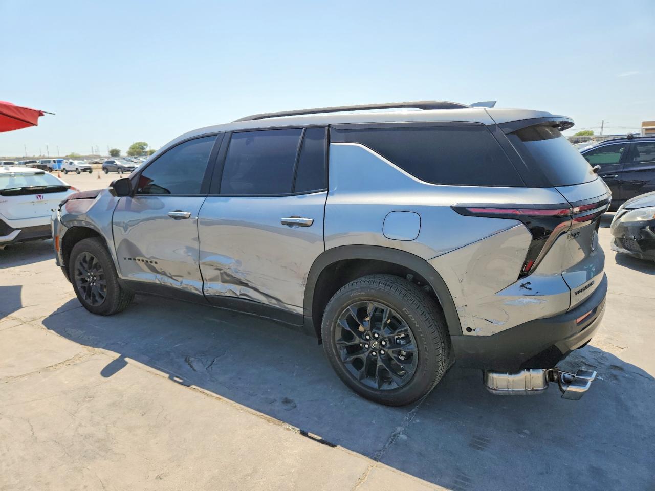 2026 CHEVROLET TRAVERSE LT — снимка 2