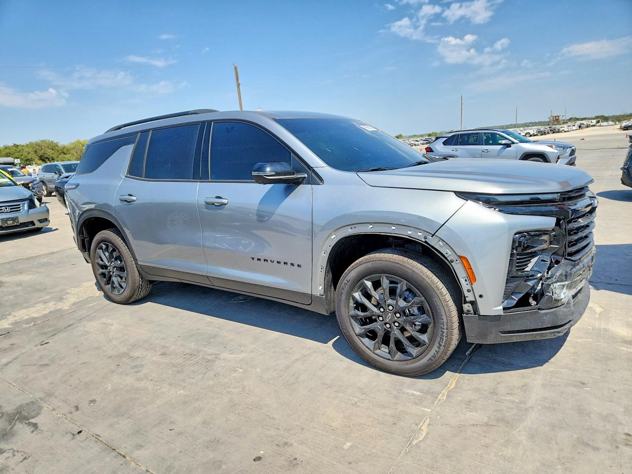 2026 CHEVROLET TRAVERSE LT — снимка 4