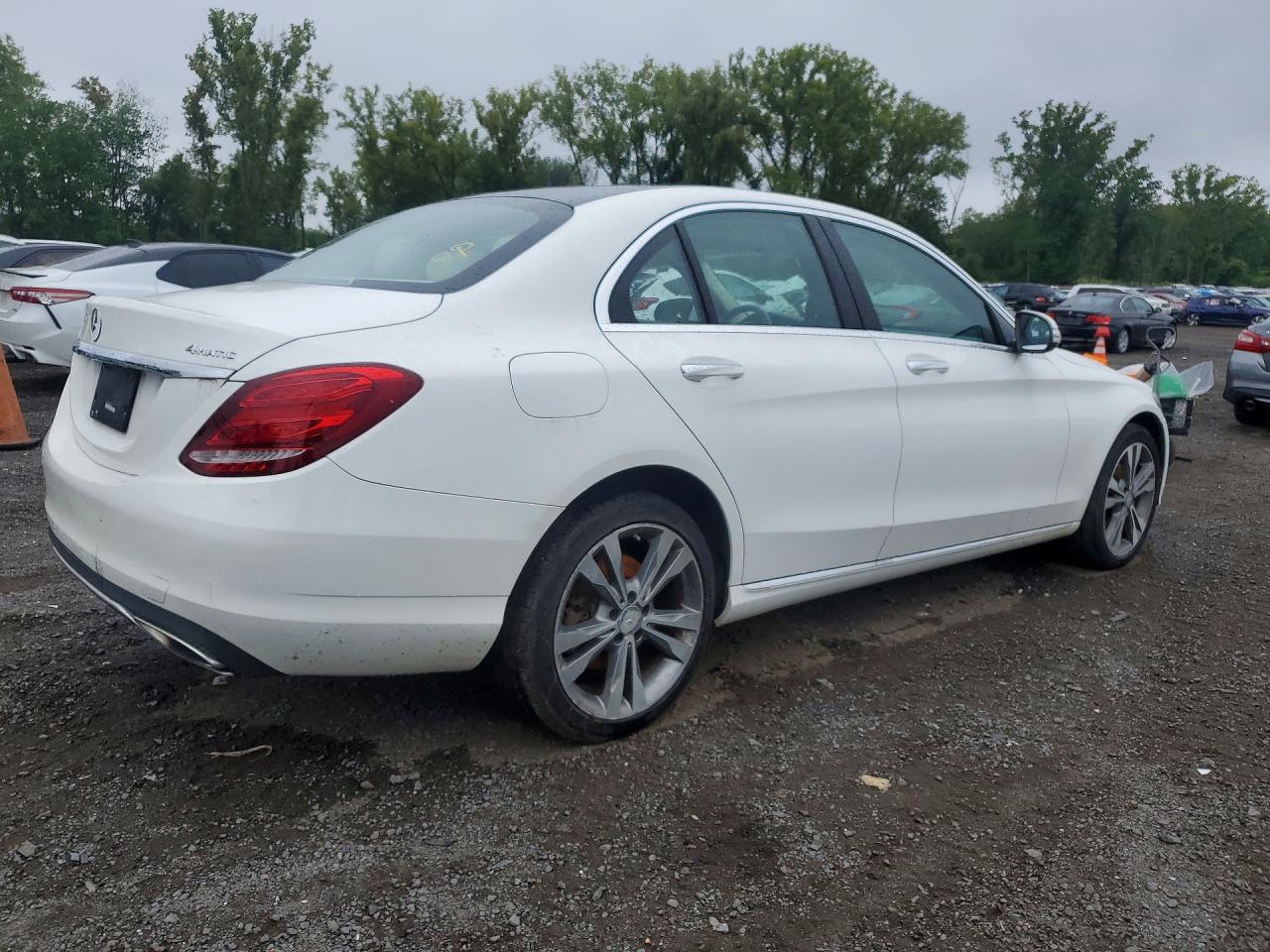 2015 MERCEDES-BENZ C 300 4MATIC — снимка 3