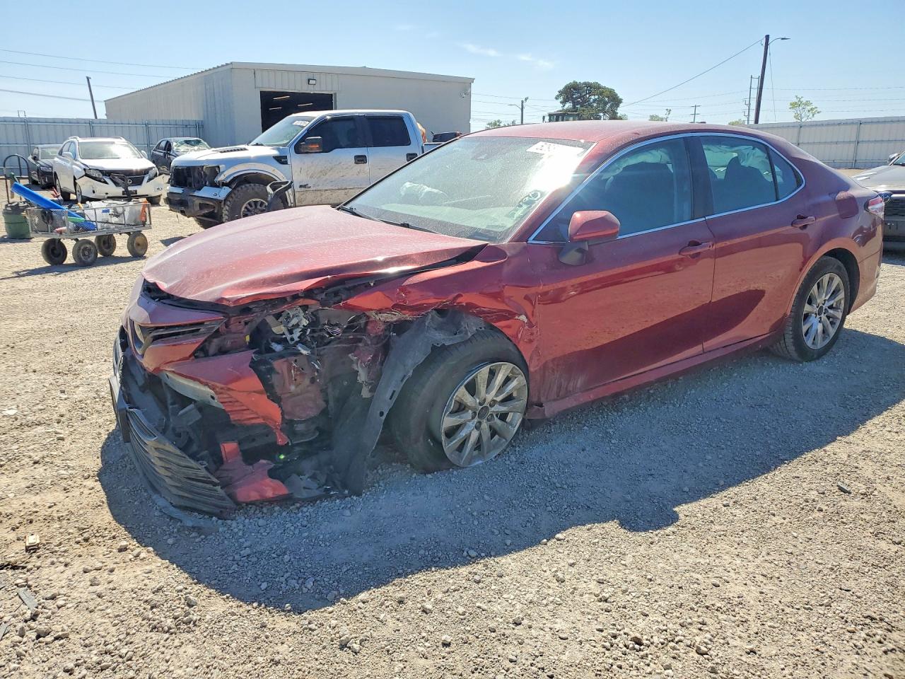 2019 TOYOTA CAMRY LE