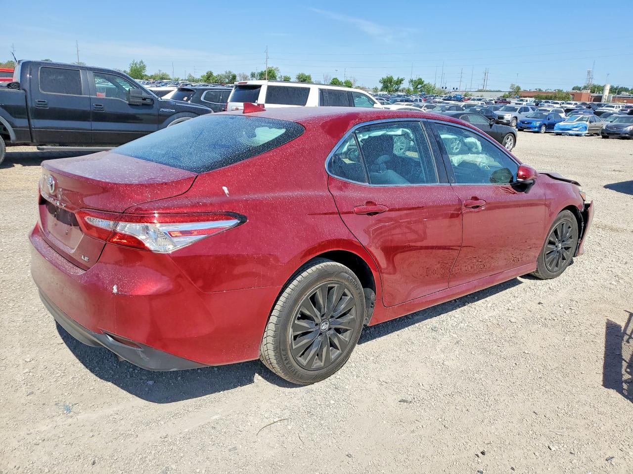 2019 TOYOTA CAMRY LE — снимка 3