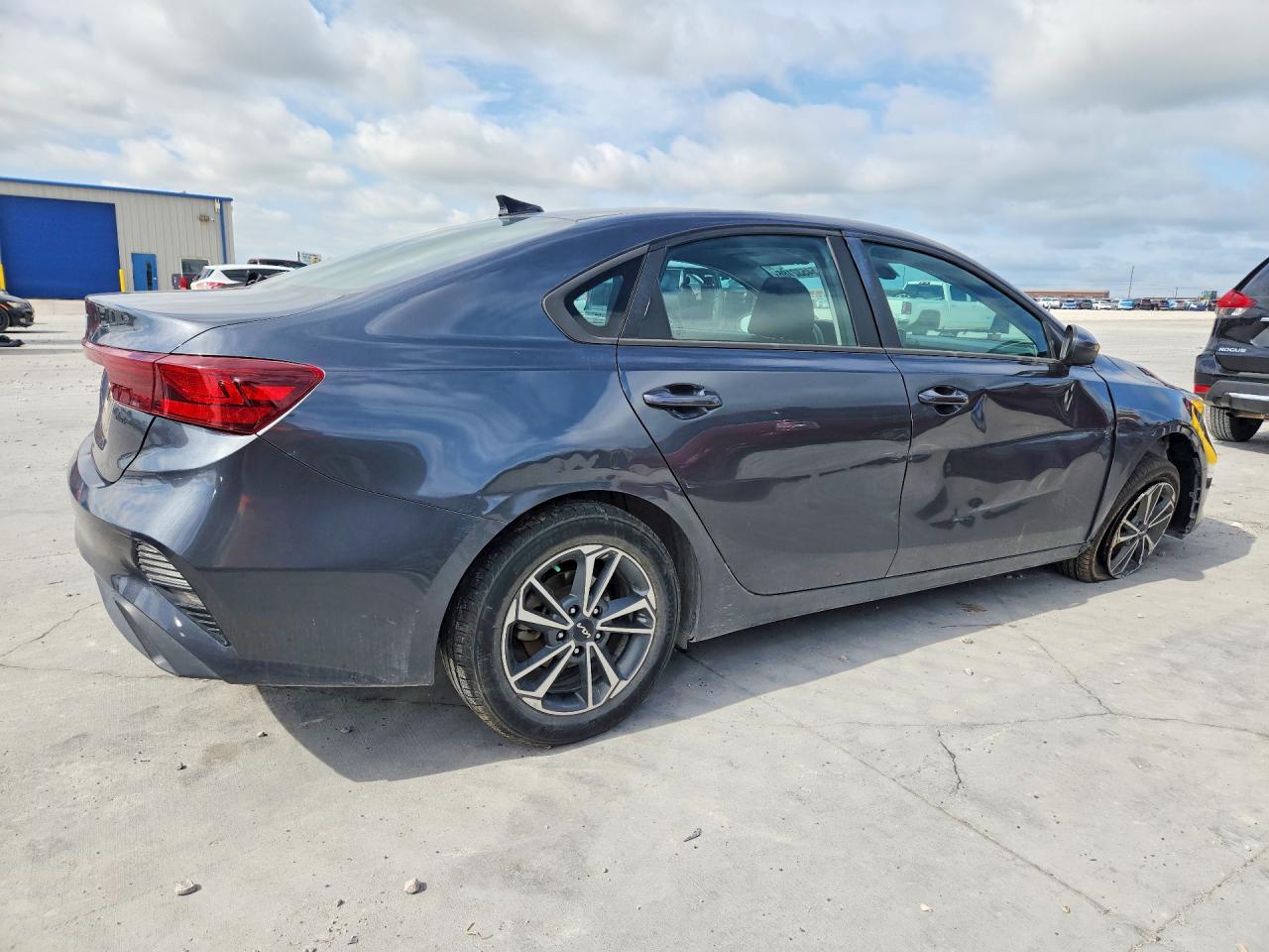 2022 KIA FORTE LXS — снимка 3
