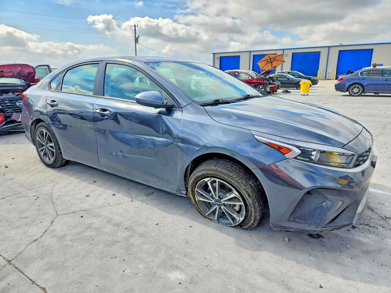 2022 KIA FORTE LXS — снимка 4