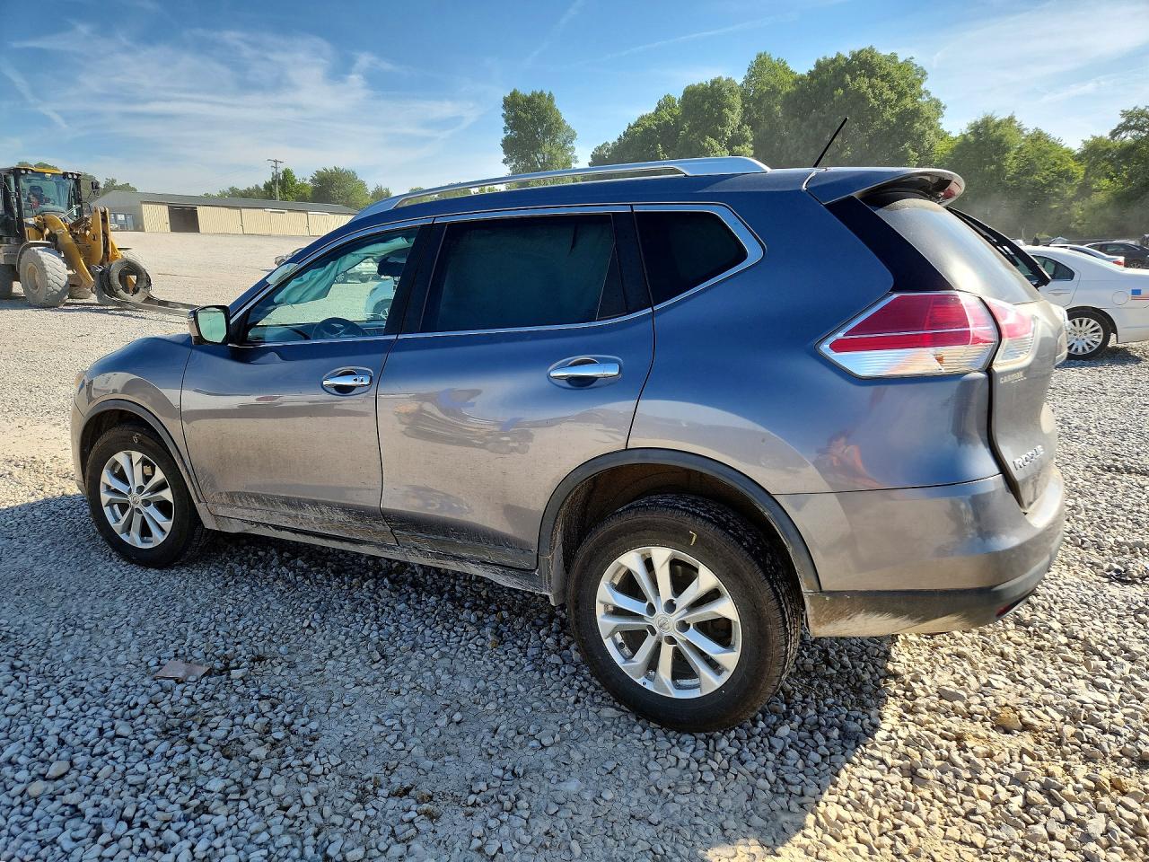 2016 NISSAN ROGUE SV — снимка 2