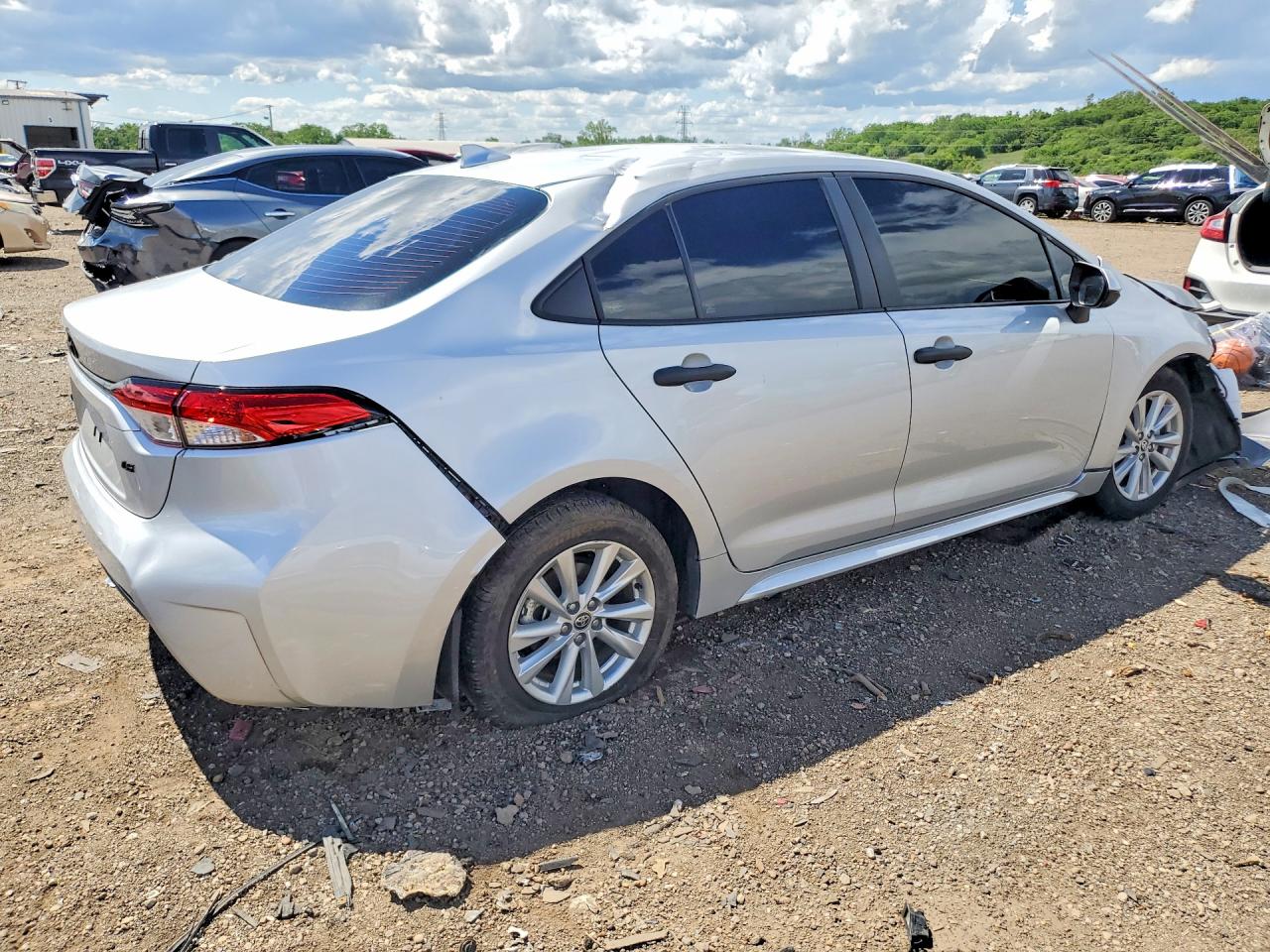 2025 TOYOTA COROLLA LE — снимка 3