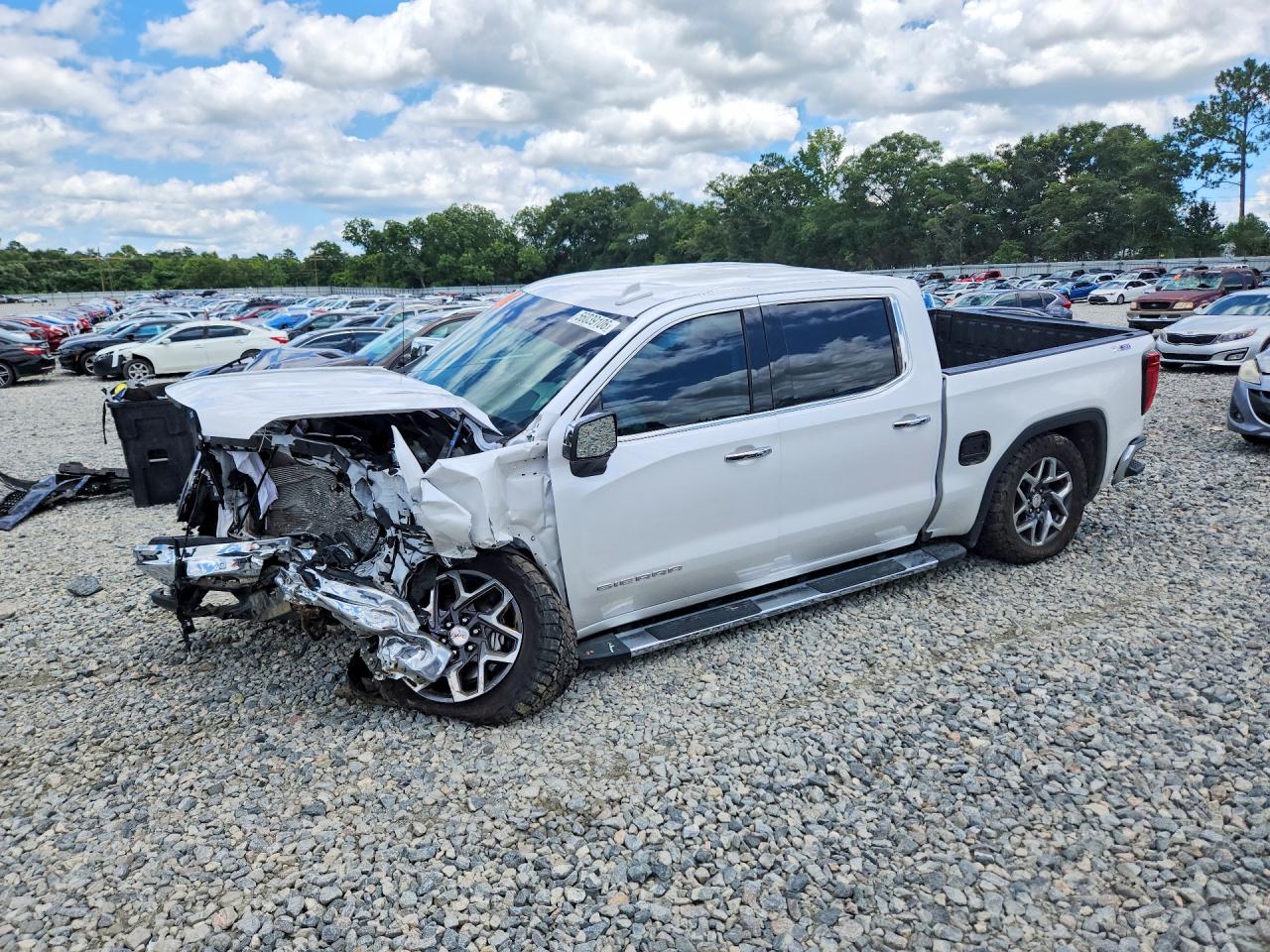 2025 GMC SIERRA K1500 SLT