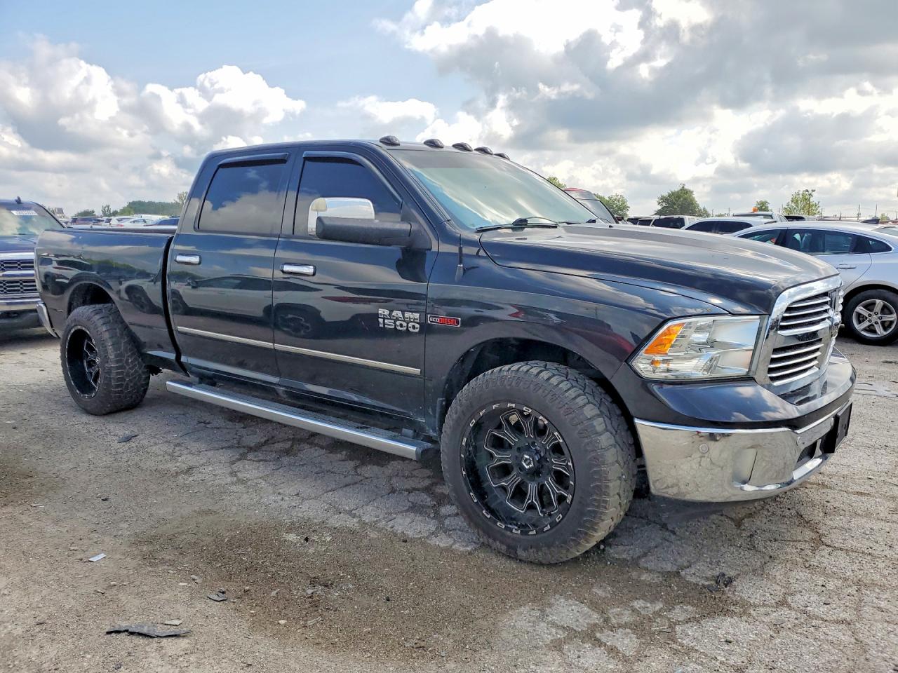 2016 RAM 1500 SLT — снимка 4