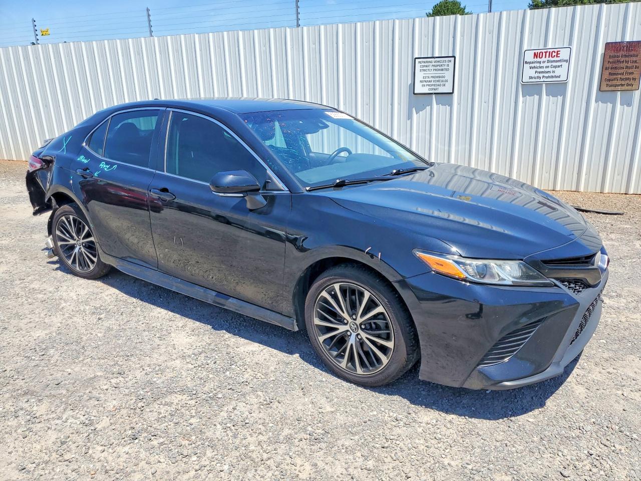 2019 TOYOTA CAMRY SE — снимка 4