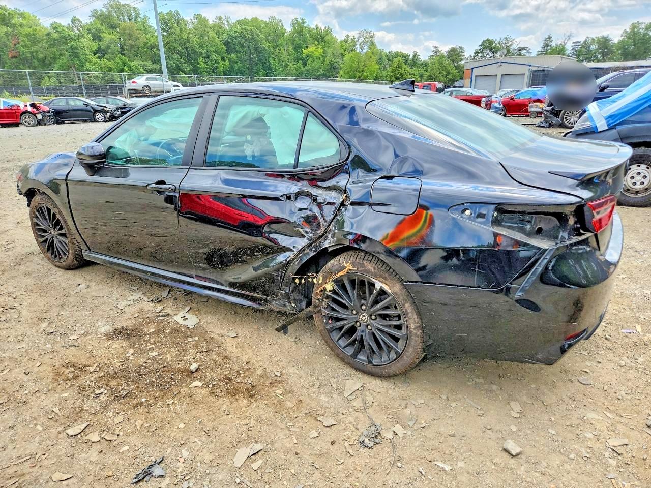 2021 TOYOTA CAMRY SE NIGHTSHADE — снимка 2
