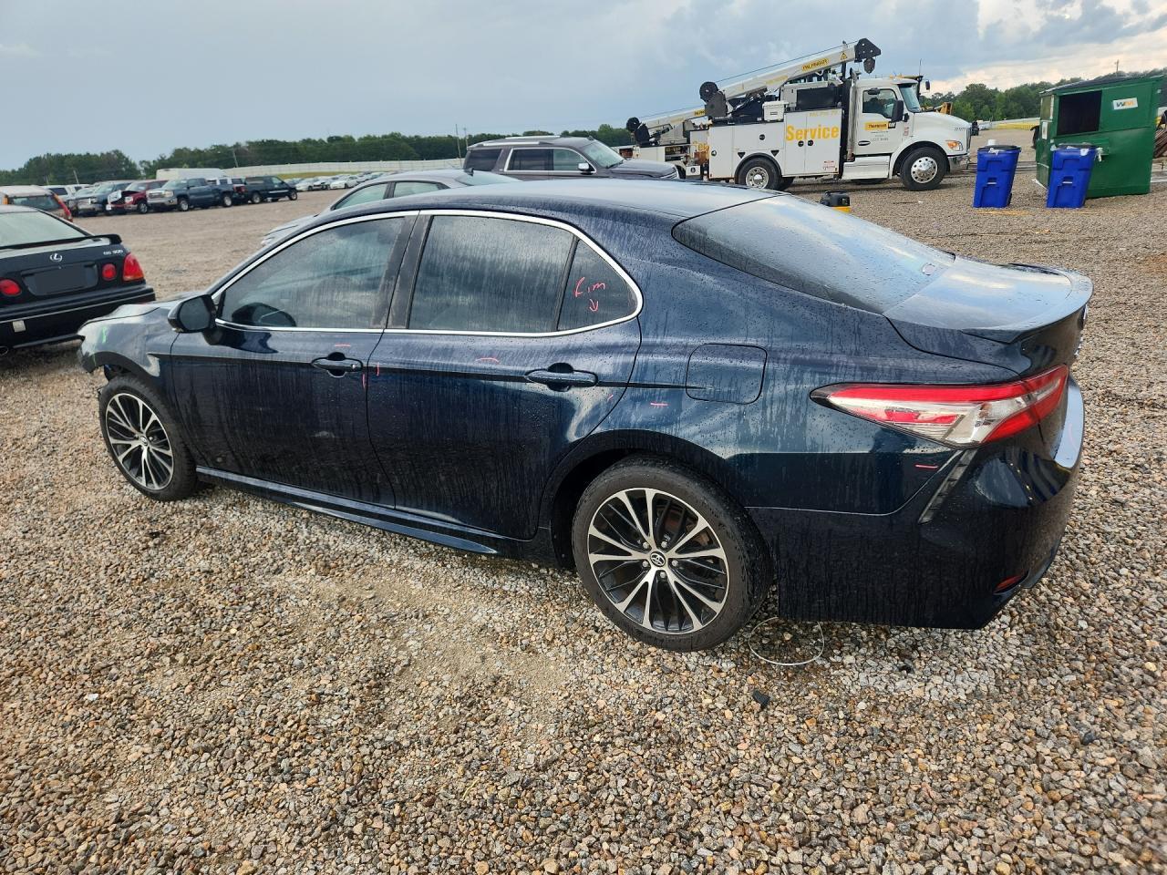 2018 TOYOTA CAMRY SE — снимка 2