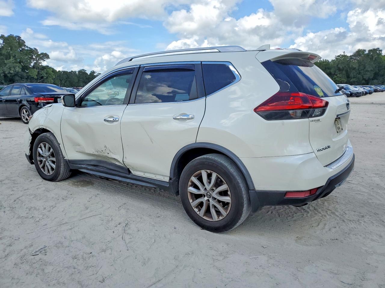 2018 NISSAN ROGUE SV — снимка 2