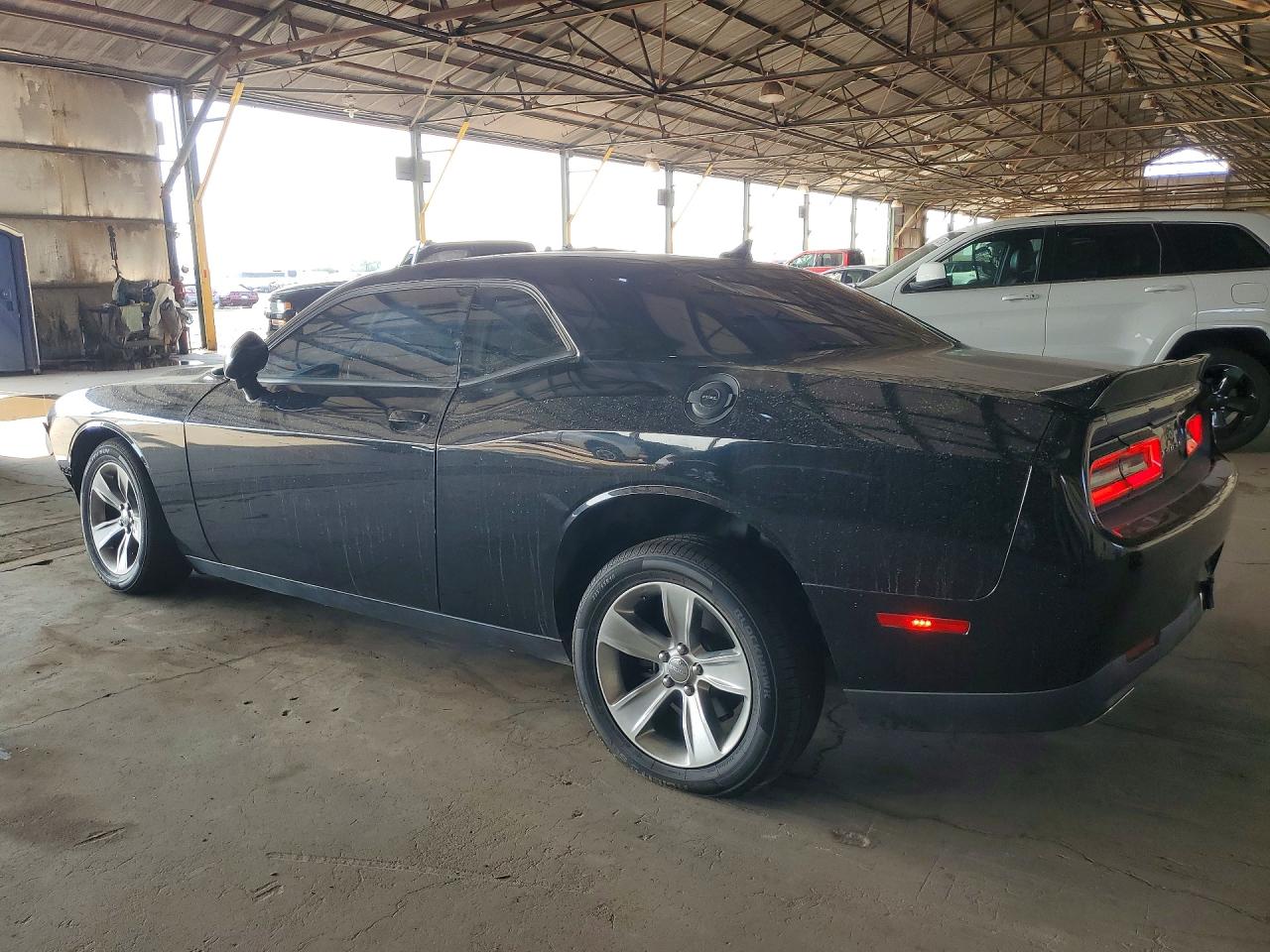 2019 DODGE CHALLENGER SXT — снимка 2