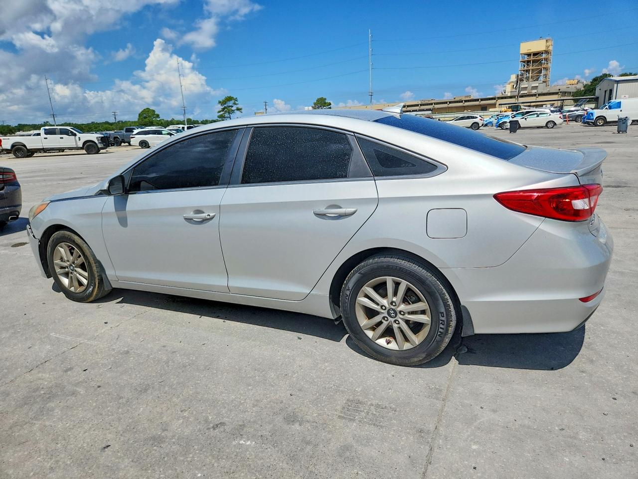 2015 HYUNDAI SONATA SE — снимка 2
