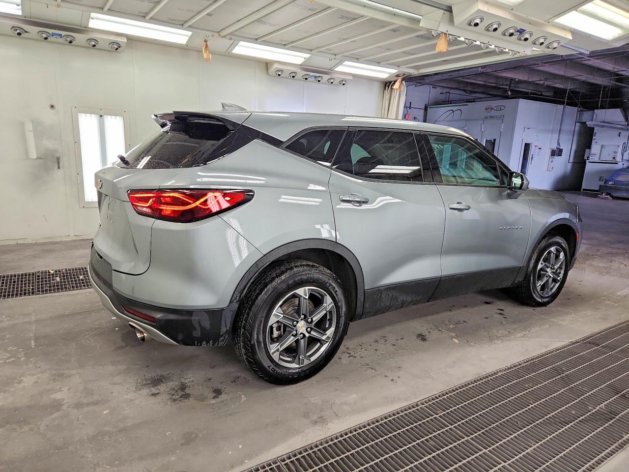2025 CHEVROLET BLAZER 2LT — снимка 3