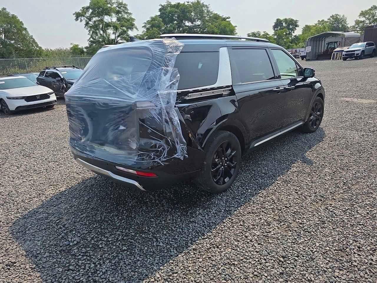 2024 KIA CARNIVAL SX — снимка 4