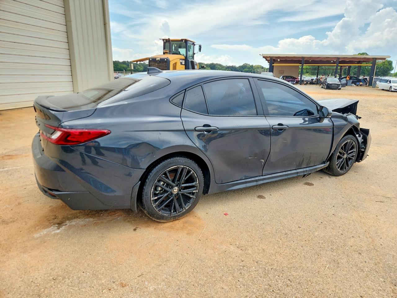 2025 TOYOTA CAMRY SE — снимка 3