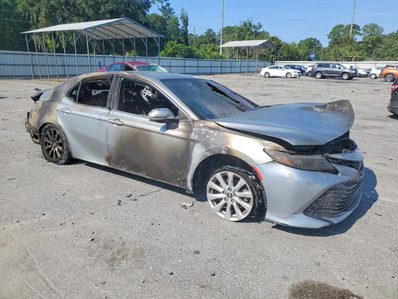 2019 TOYOTA CAMRY LE — снимка 4