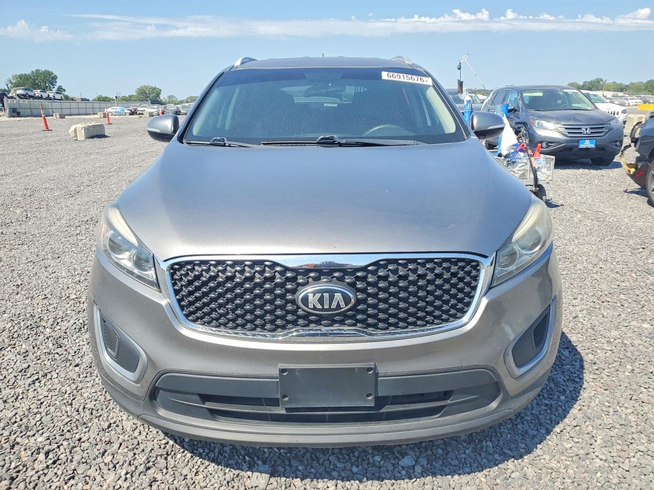 2017 KIA SORENTO LX V6 — снимка 5
