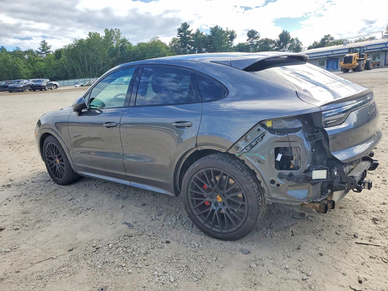2021 PORSCHE CAYENNE GTS COUPE — photo 2