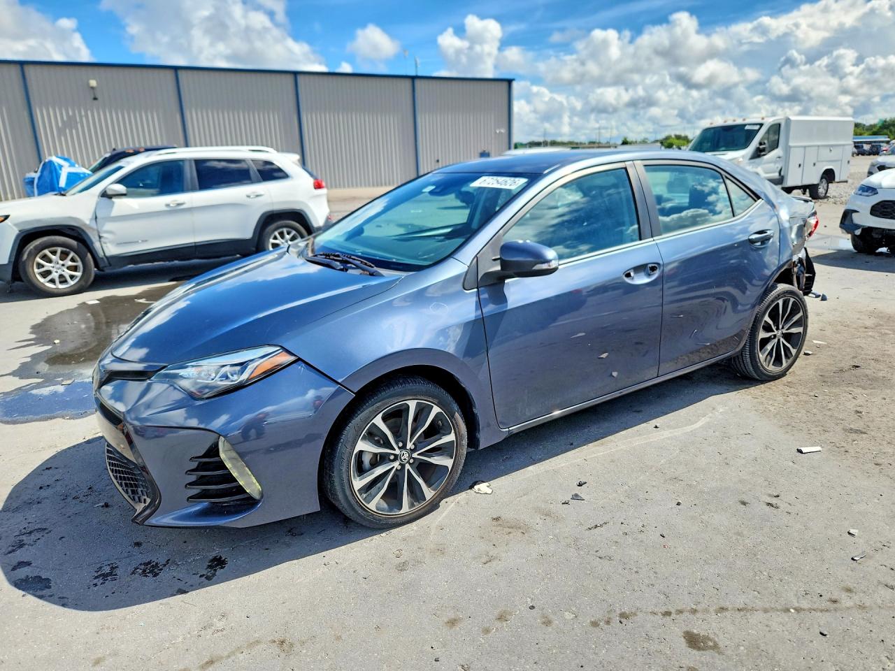 2018 TOYOTA COROLLA SE