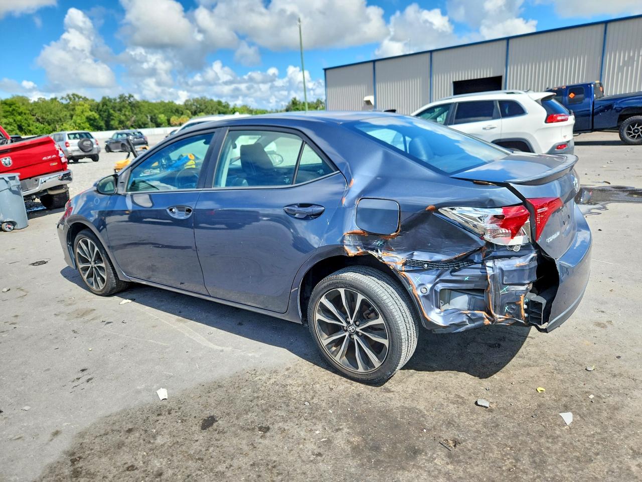 2018 TOYOTA COROLLA SE — снимка 2