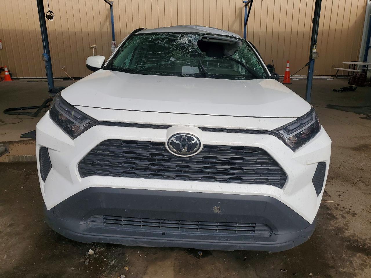 2025 TOYOTA RAV4 HYBRID XLE — снимка 5